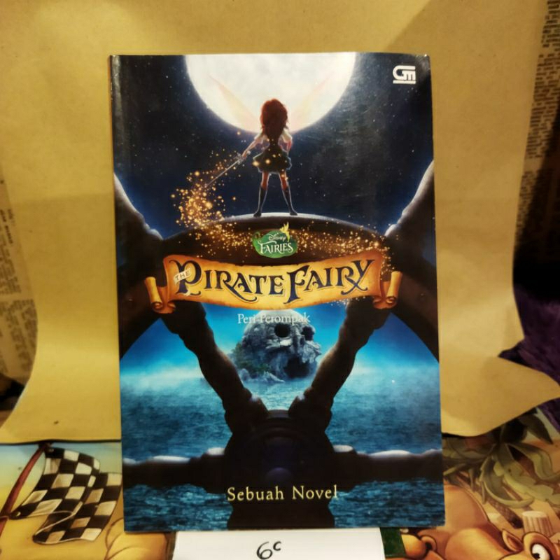 NOVEL THE PIRATE FAIRY (PERI PEROMPAK)