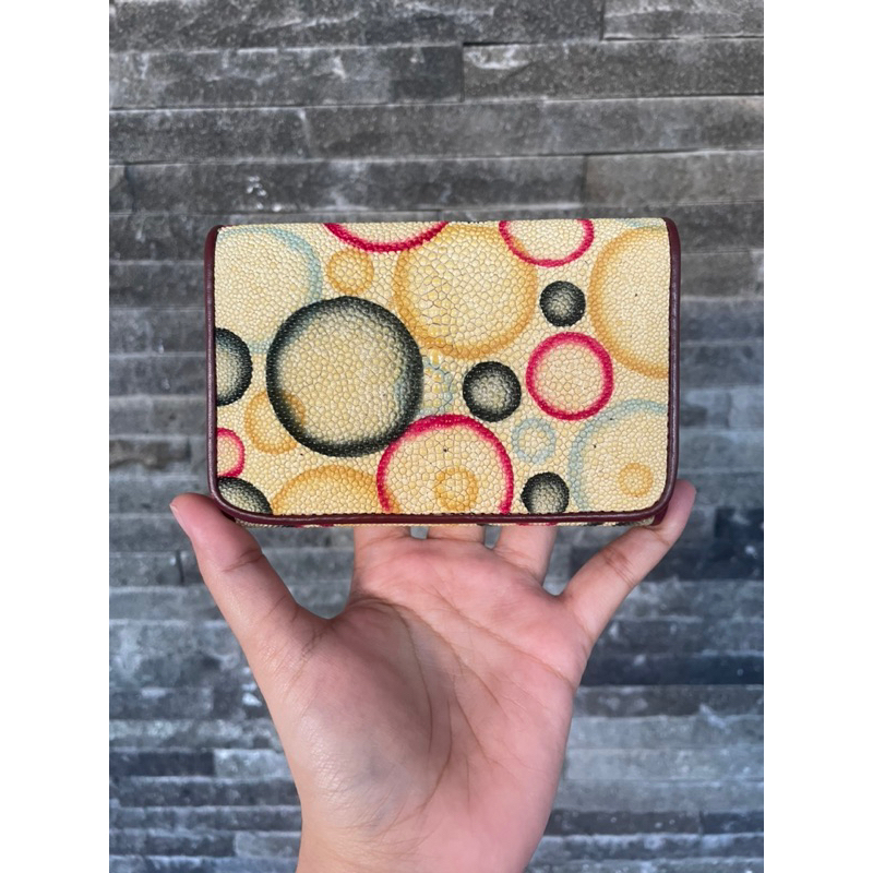 dompet kulit pari