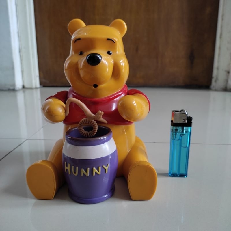 Mainan Vintage Winnie the Pooh.