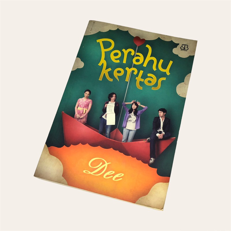 Preloved Buku Novel Perahu Kertas