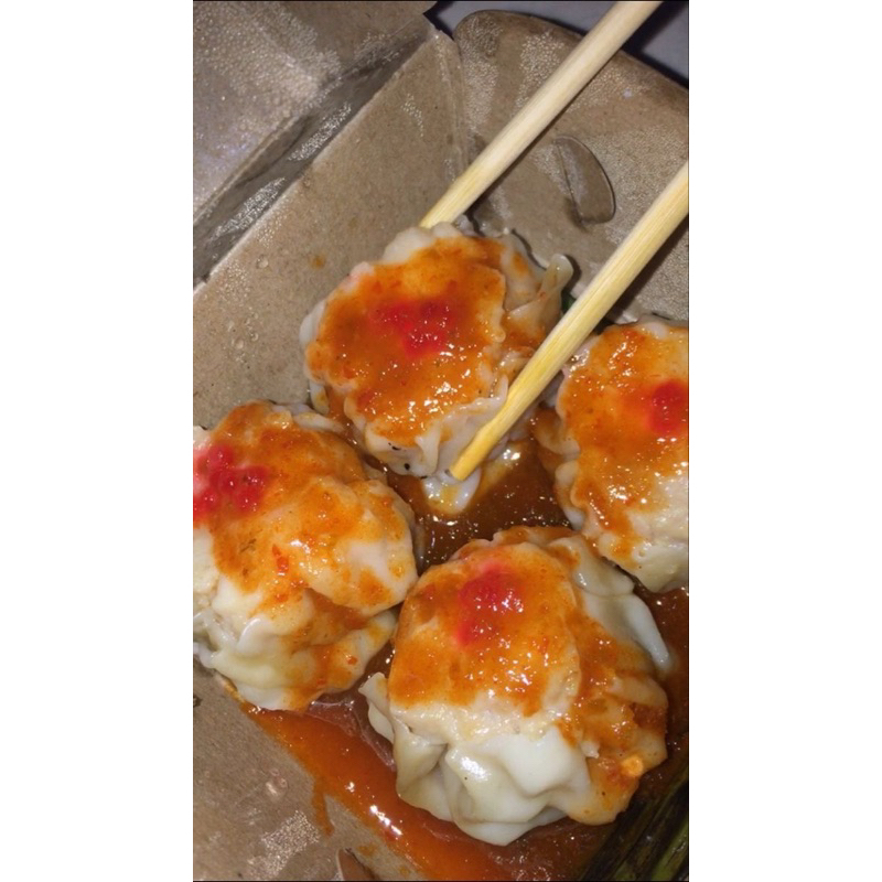 

DIMSUM AYAM TOPPING SOSIS-JAMUR ISI 100