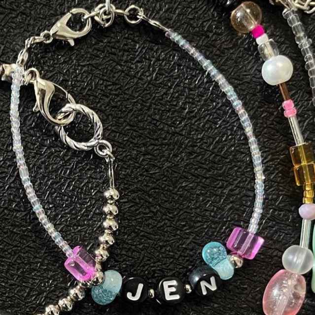 doopy bracelet beads bracelet / bracelet initial name / gelang huruf