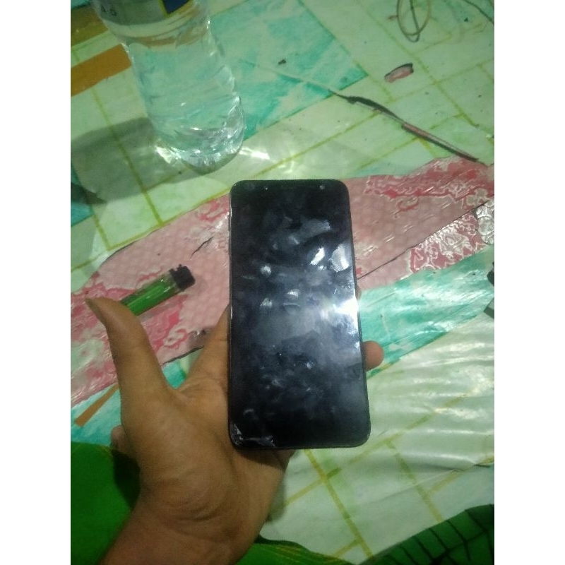 SAmsung j6 plus minus LCD