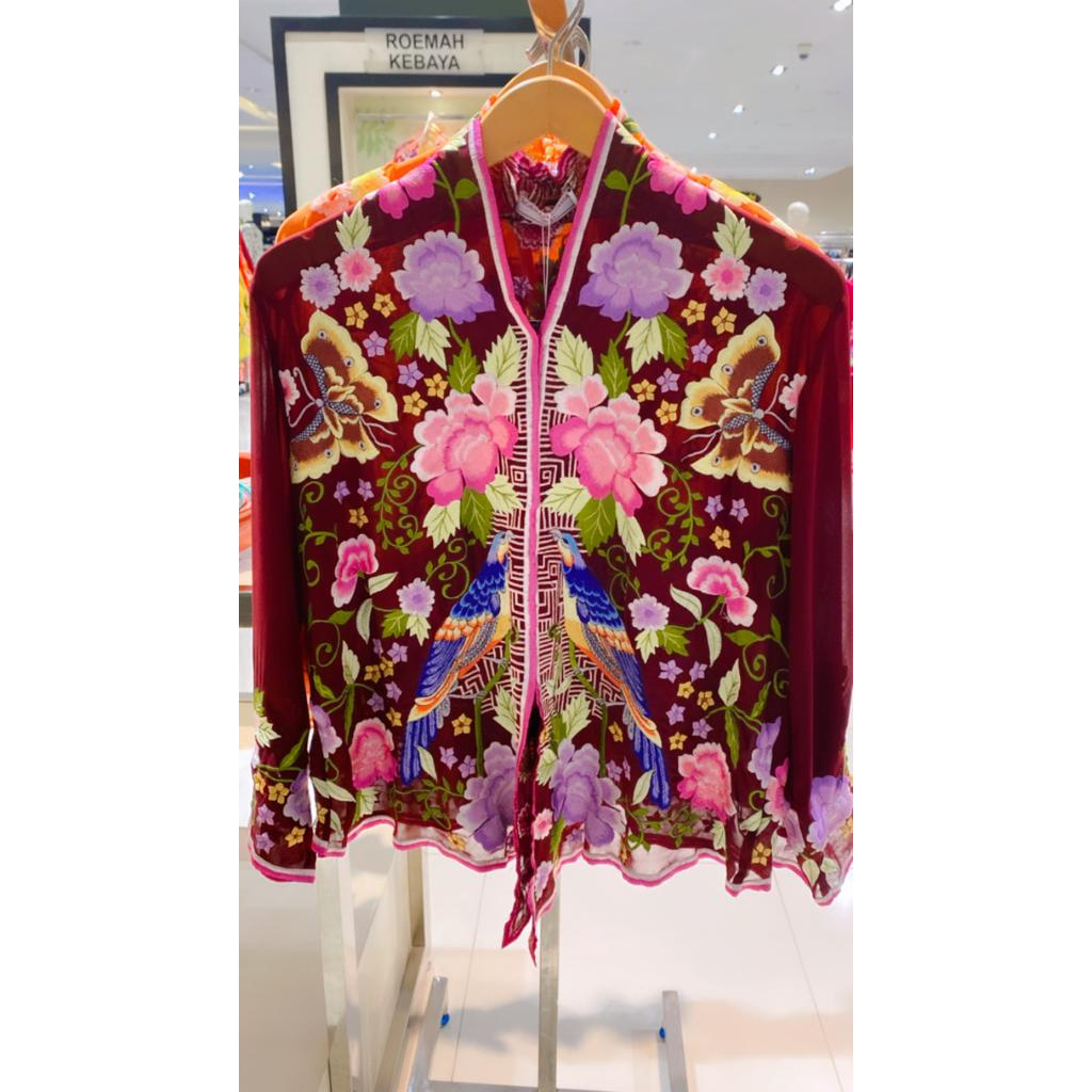 Kebaya Encim Merah Kupu Congsam Maroon by Roemah Kebaya Vielga