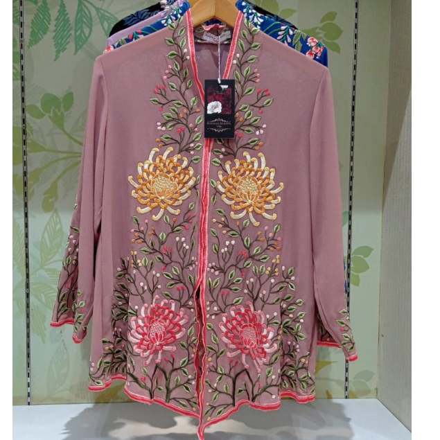 Kebaya Encim Forest Gump by Roemah Kebaya Vielga
