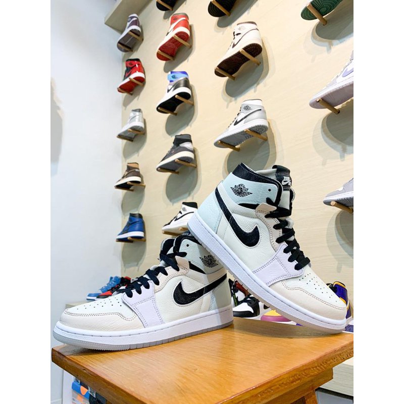 Air Jordan 1 High Zoom CMFT Easter Original