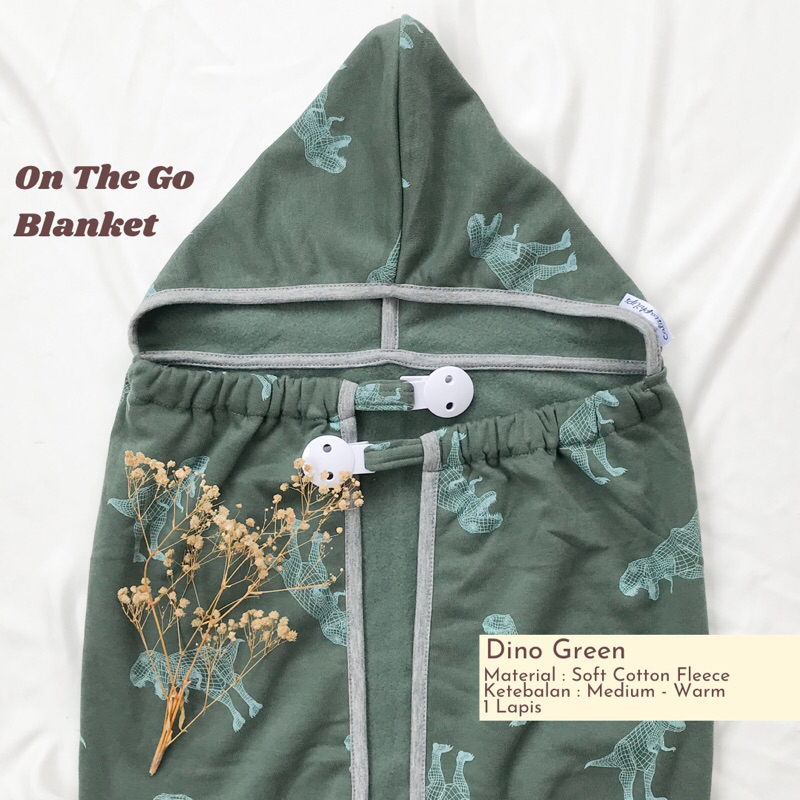 ON THE GO BLANKET | Selimut Bayi dengan Clip untuk Apron Menyusui G112