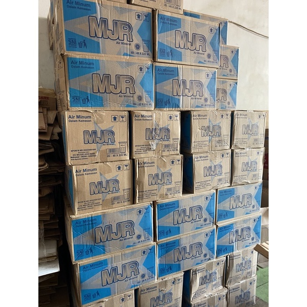 MJR air mineral gelas - JUAL PERKARTON (Khusus Pengiriman Instant Area Makassar)