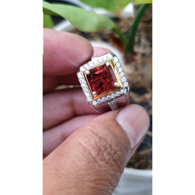 Natural rubellite tourmaline 4.12 ct
