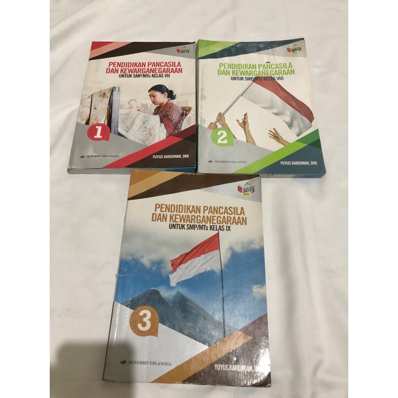 buku paket ppkn smp kelas 7 8 9 erlangga yuyus kardiman kurikulum 2013