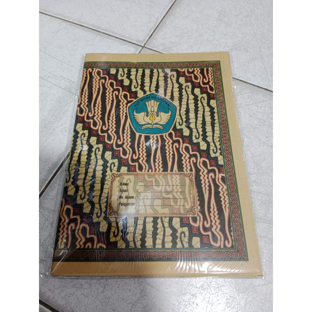 

Sampul Buku Kwarto Batik ( 1 Pack - 20 Lembar ) ( IRRA STORE )