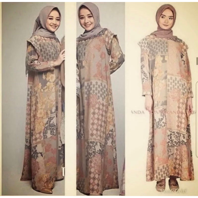 Preloved Camara dress Riamiranda