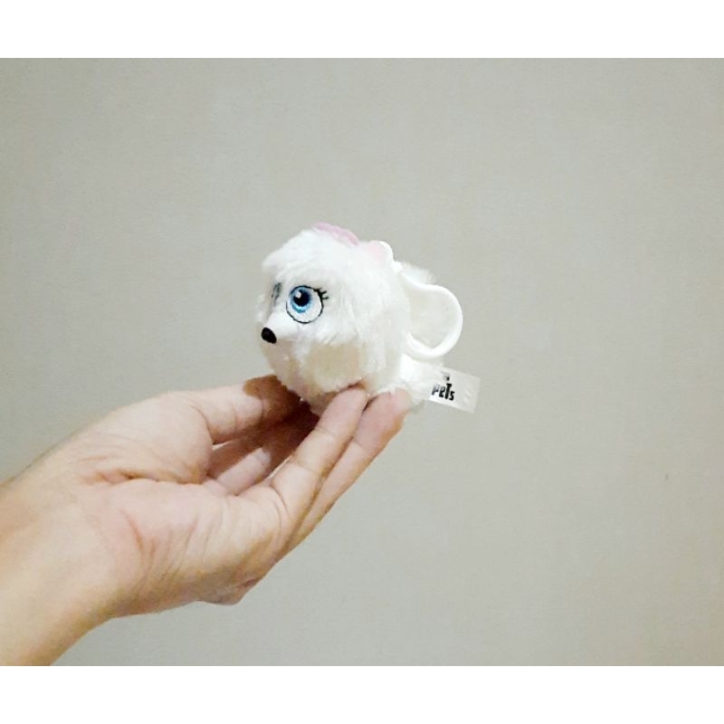 Gantungan Boneka Gidget The Secret Life Of Pets Size 10 cm