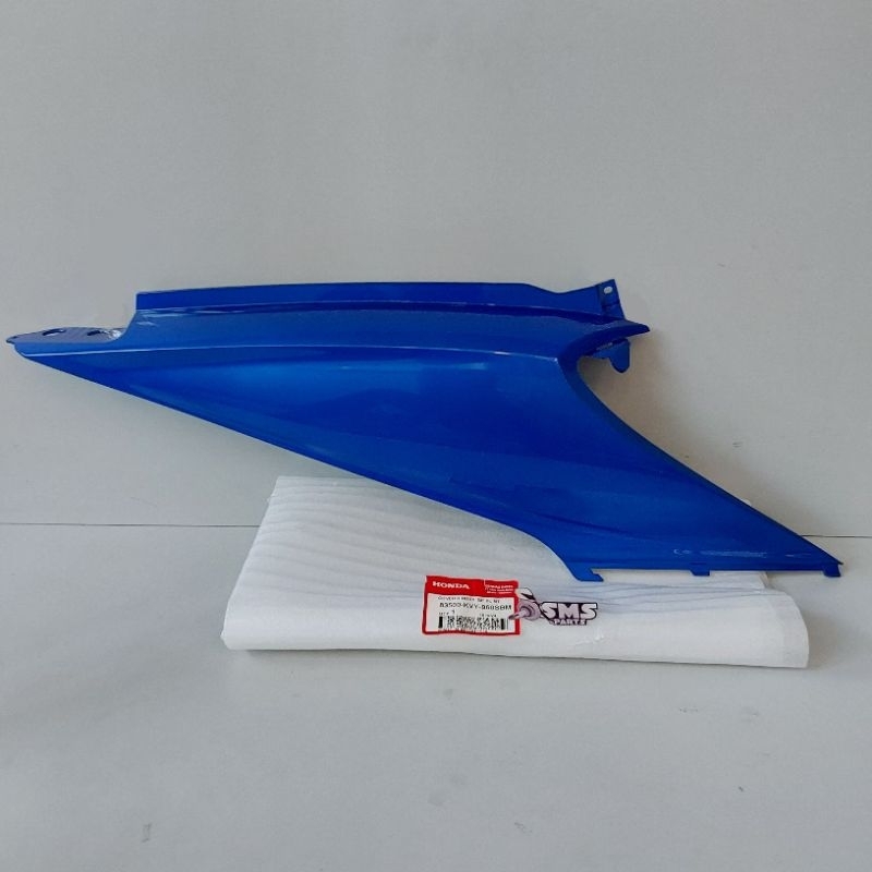 Cover Body Kanan Biru Tua Beat Karbu Carbu Original 83500 KVY 960SBM