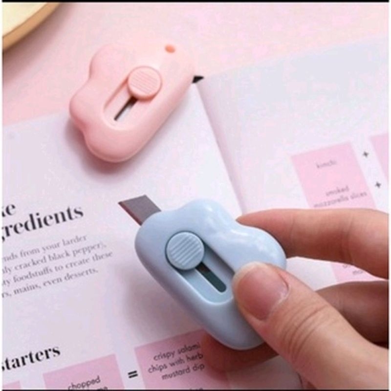 

Cutter Pisau Pemotong Kertas Motif Awan Mini Cloud Cutter Pemotong Kertas Mini portable Travel TANPA KOTAK