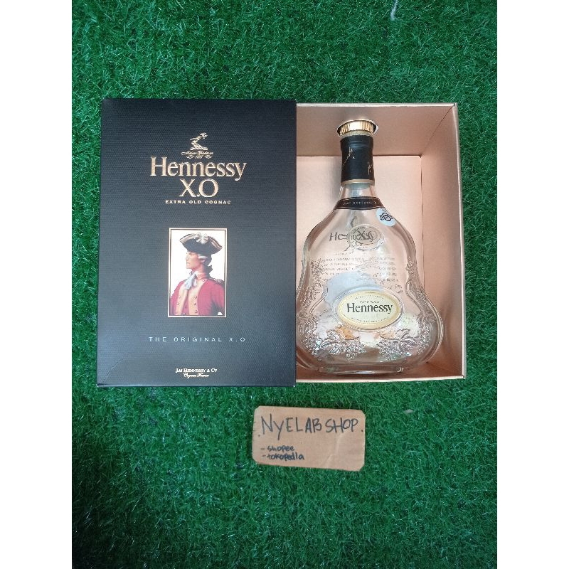 botol bekas hennessy xo lengkap untuk pajangan