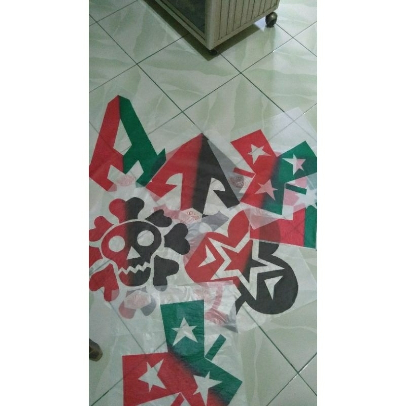 

kertas layangan bergambar