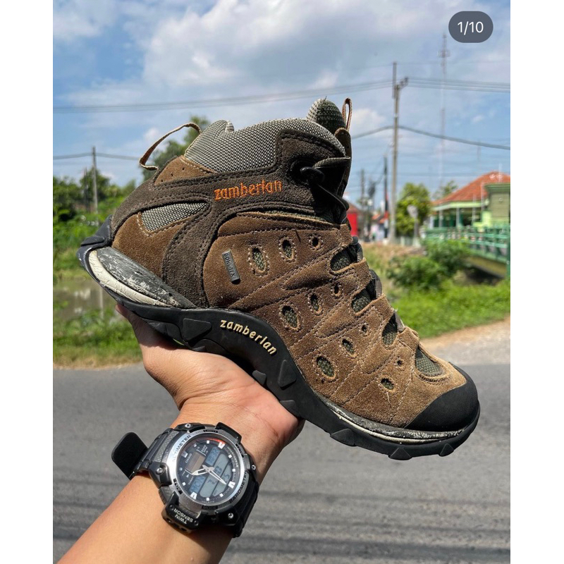 Sepatu Outdoor Zamberland 42