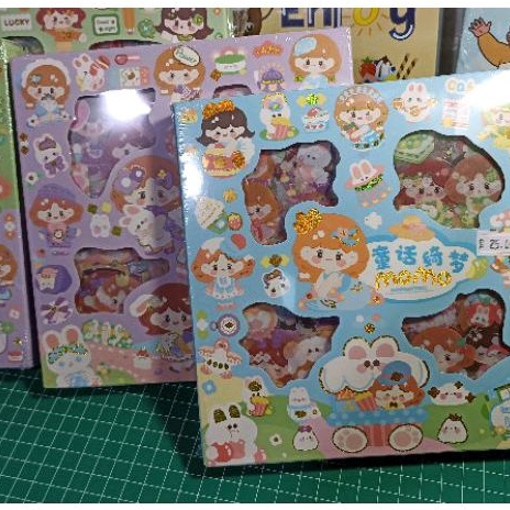 

STIKER MOMO VIRAL 1 BOX ISI 100 LEMBAR
