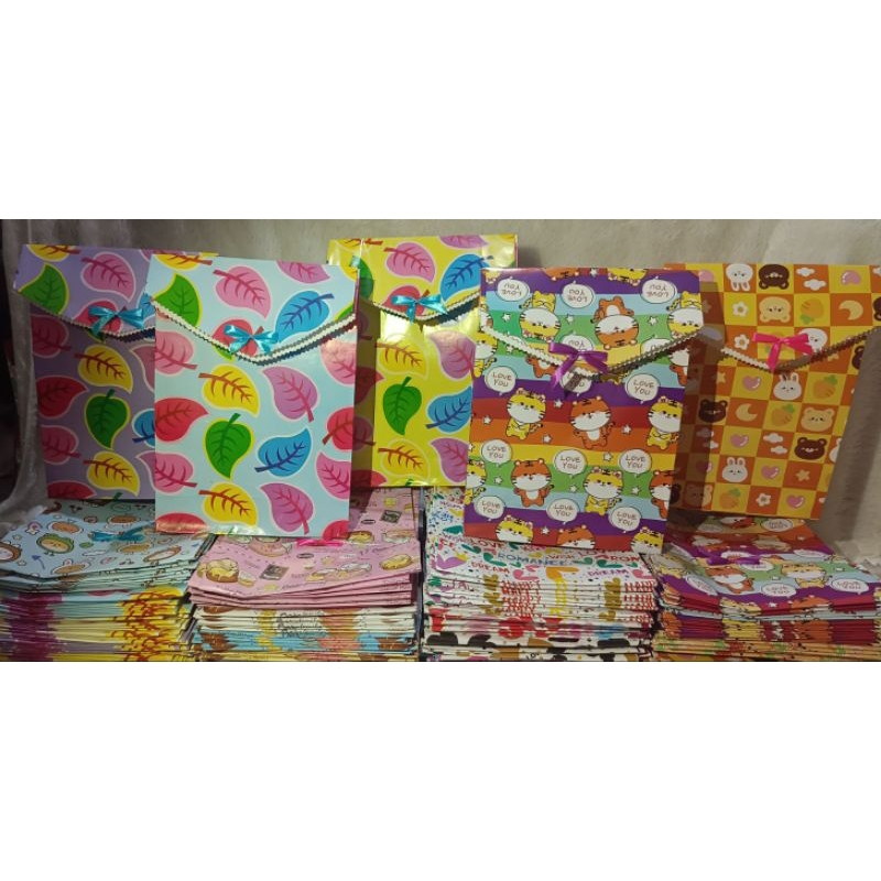 

kantong kado instan ukuran sedang
