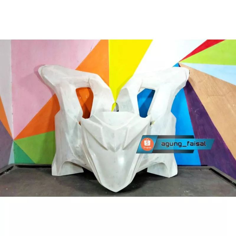 Body Buta Sonic 150R Depan dan Samping