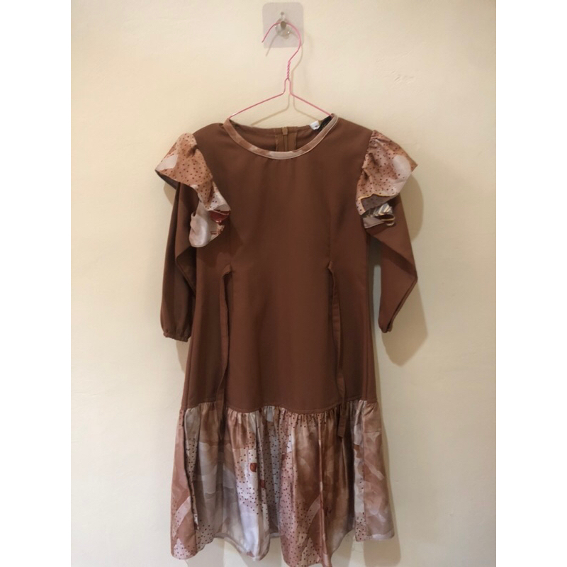 Preloved dress by ghaisani.id