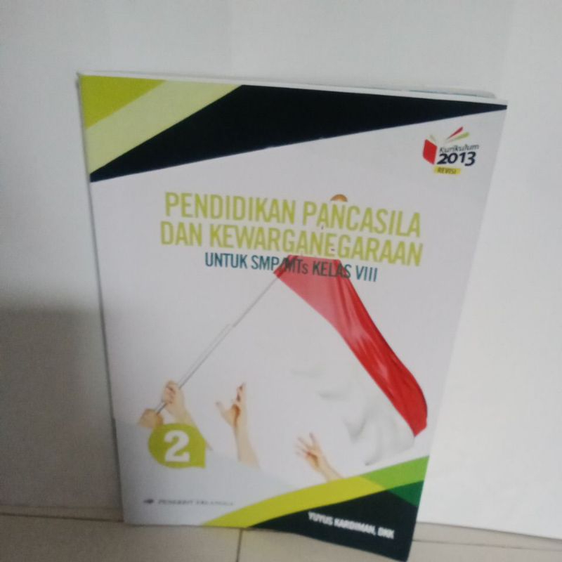 BUKU PPKN UNTUK SMP KELAS 2