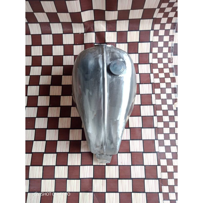 Tangki triumph,tangki motor custom,tangki motor triumph plat tebal