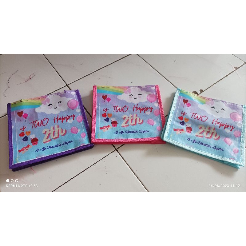

Tas Souvenir Hajatan, Ulang Tahun dll