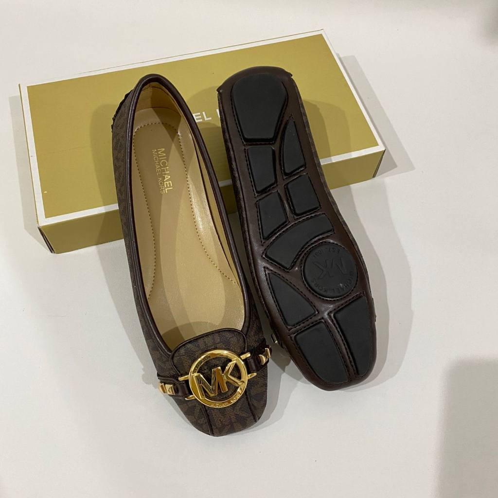 Michael kors fulton moc pyramid stud brown size 6 - 7.5