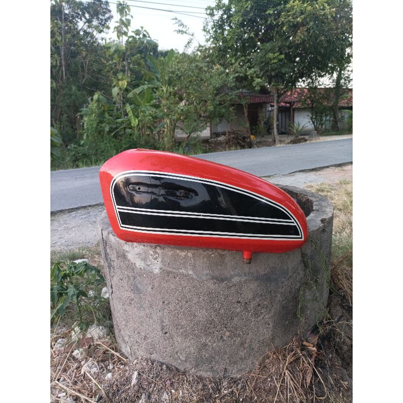 gastank gastang tangki tengki cb 100 cb125 cb100 ori original repaint cat orange