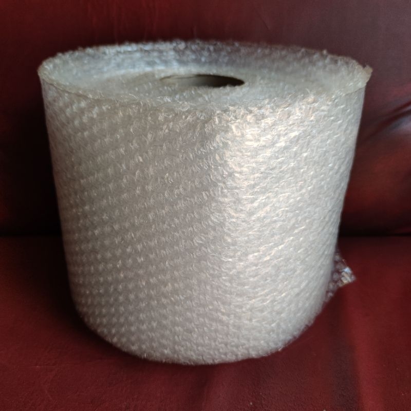 

pengaman barang bubble wrap buat tambahan paking supaya aman