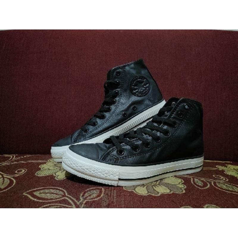 Sepatu Converse high second ori