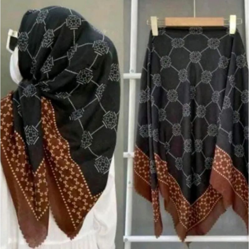 (Ready) Hijab Segi Empat Voal Premium Motif Terbaru/ Jilbab Segiempat Laser Cut/ Grosir Kerudung Segiempat