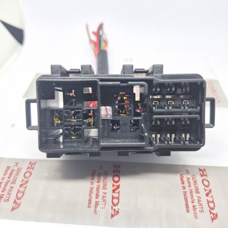 box sekring/rumah sekring vario 150 LED vario 110 LED vario 125 LED kode k59