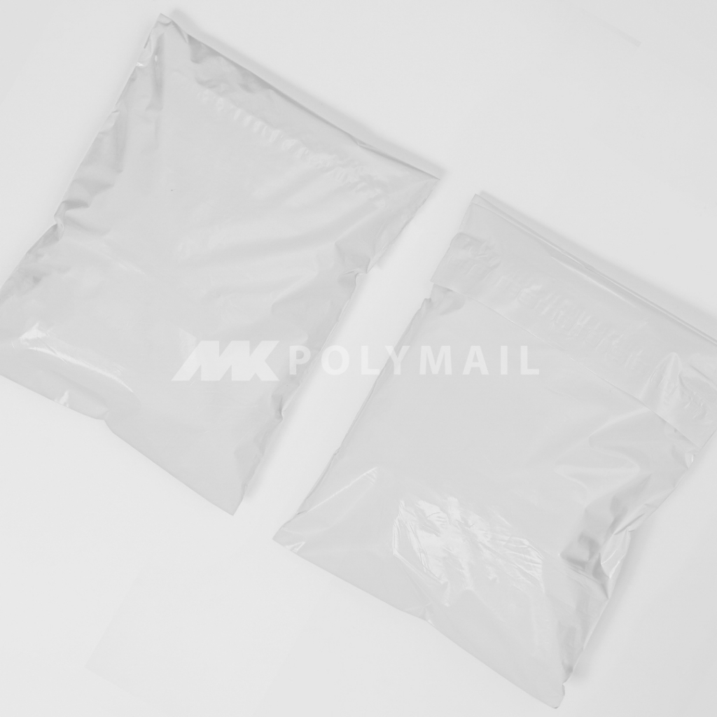 

IK6 POLYMAILER 100PCS 28x42CM PUTIH GLOSSY PLASTIK POLYMAILER WHITE