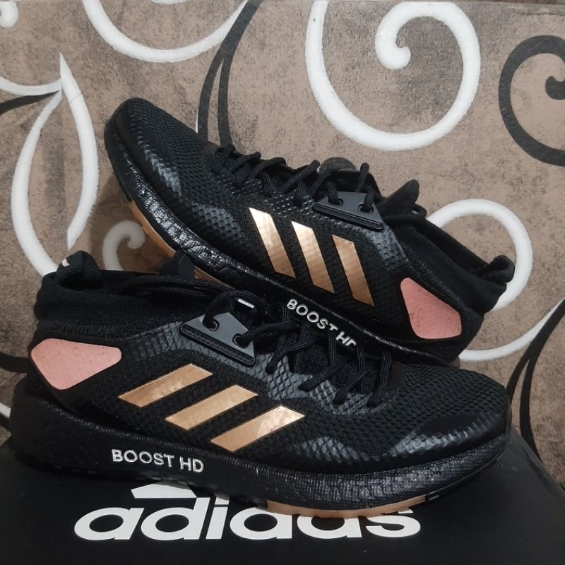 [PRELOVED] ADIDAS PULSEBOOST HD RUNNING SHOES BLACK UNISEX ORIGINAL 100% FOR CITY RUN/URBAN RUN