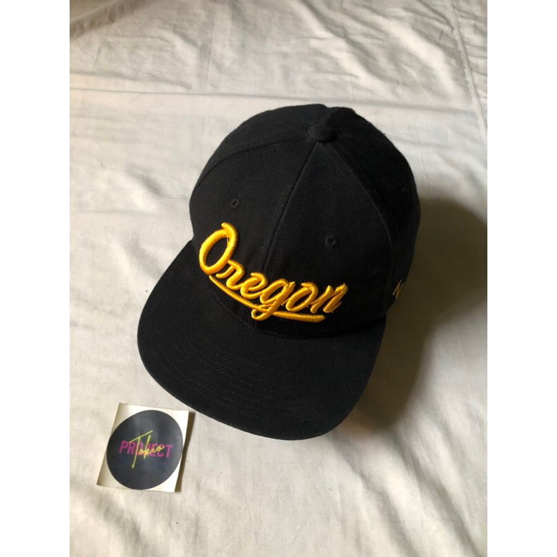 Topi Kampus University of Oregon Snapback Cap by Zephyr