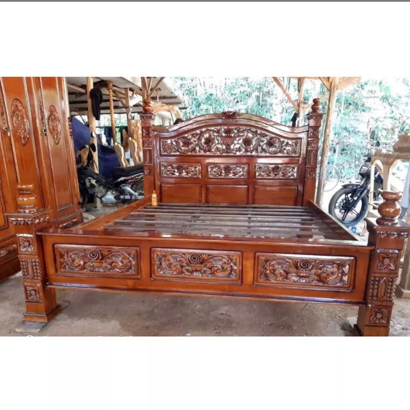 tempat tidur ukir kayu jati / dipan tempat tidur jati