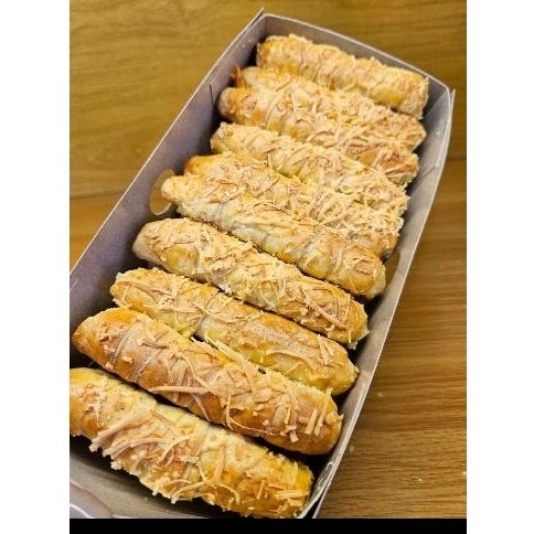 

Cheese roll dan choco roll
