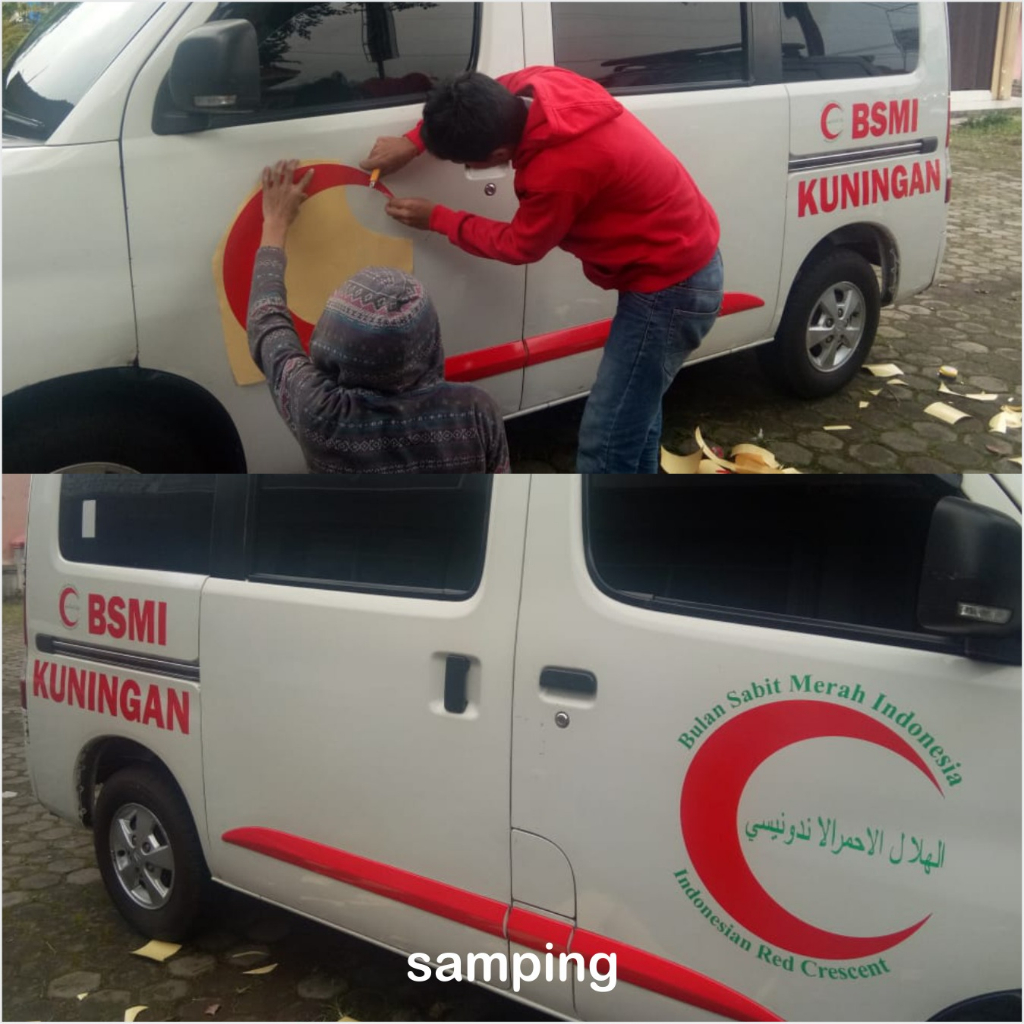 Branding Mobil GrandMax dengan Sticker Quantac Printing UV Fullcolor