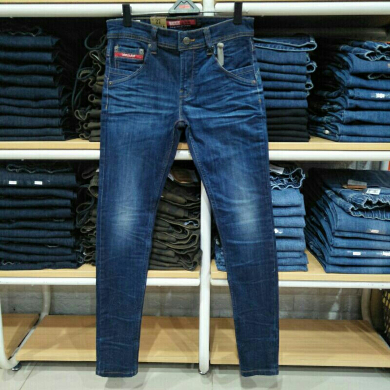 gabrielle celana panjang jeans pria model skinny man stretch