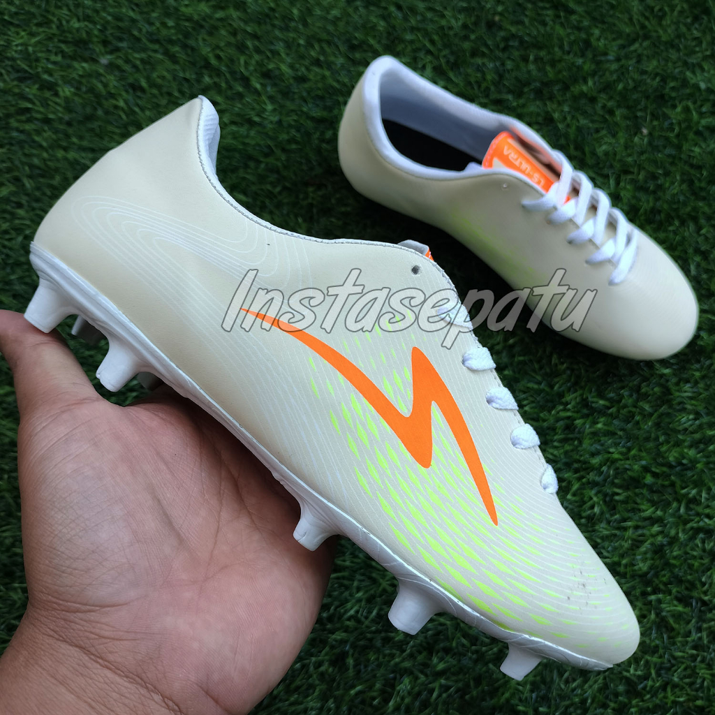 Sepatu Bola Anak LS Ultra White Orange