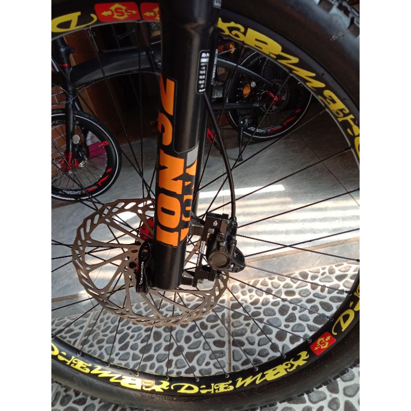 sepeda MTB United patrol 511