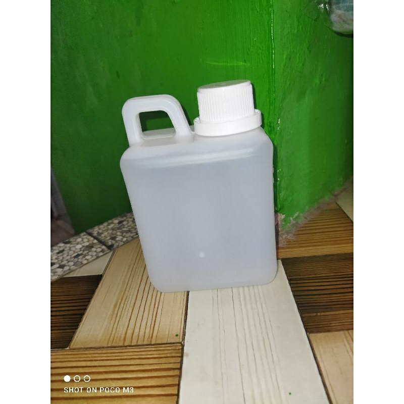 

Air Zam-zam isi 500 ml