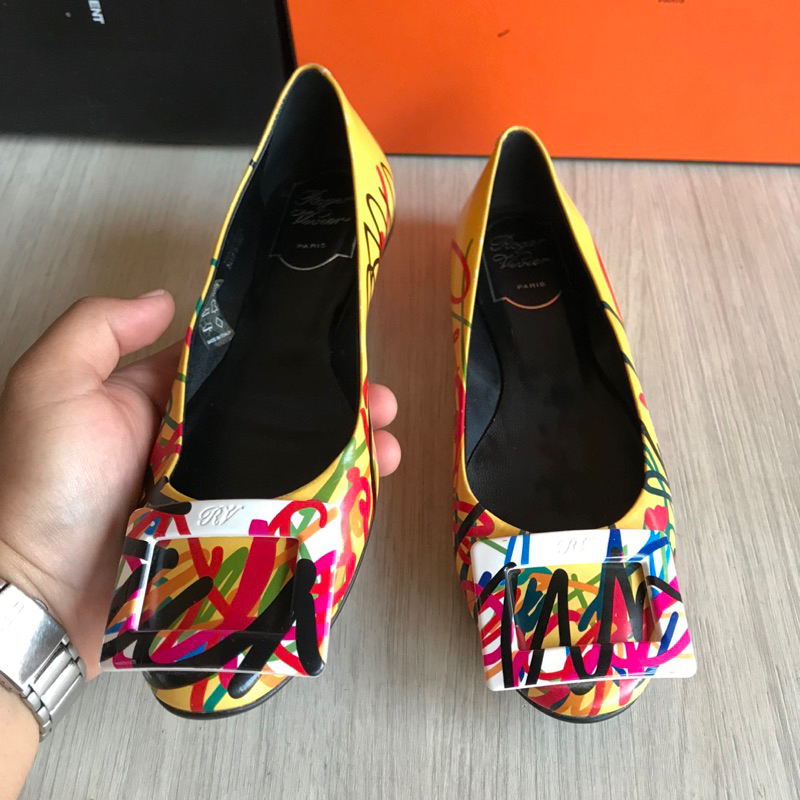Roger Vivier Flat shoes Patent leather size 35 (21cm)
