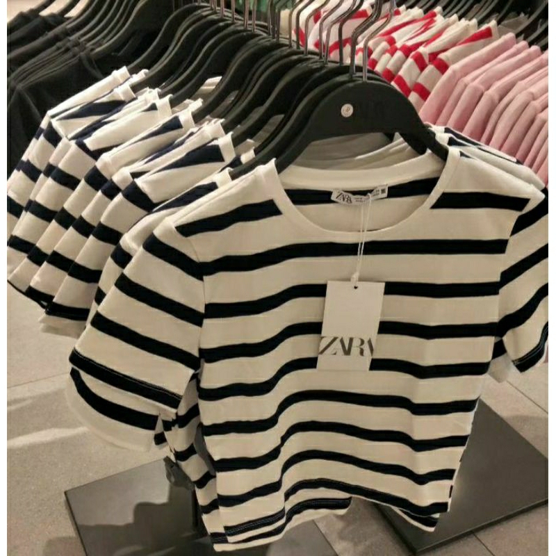 Jastip Kaos Zara Wanita Crop/T-Shirt Zara/T-Shirt Wanita