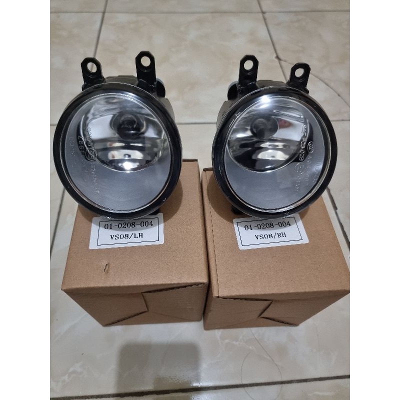 FOG LAMP FOGLAMP LAMPU KABUT LAMPU BEMPER TOYOTA AVANZA DAIHATSU XENIA VVTI TAHUN 2004 2005 2006 200