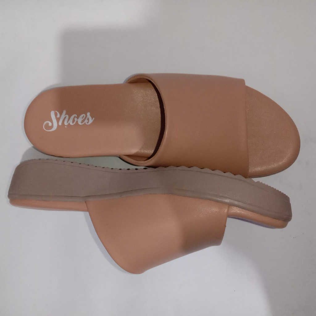 Sandal Wedges Wanita Kasual Cantik Simple dan Elegan
