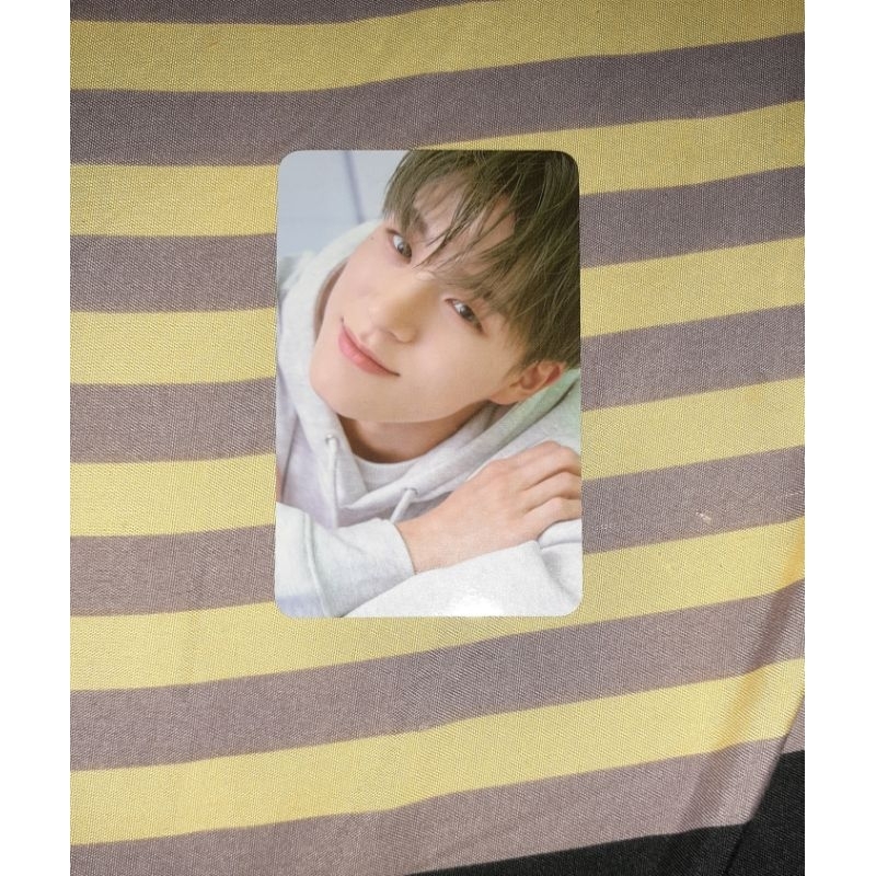 PC PHOTOCARD JENO LAUNDRY SHOP CONCEPT NCT DREAM